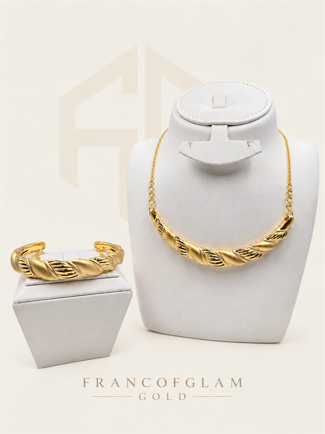 18K GOLD SCULPTED NECKLACE & BRACELET SET | 11G